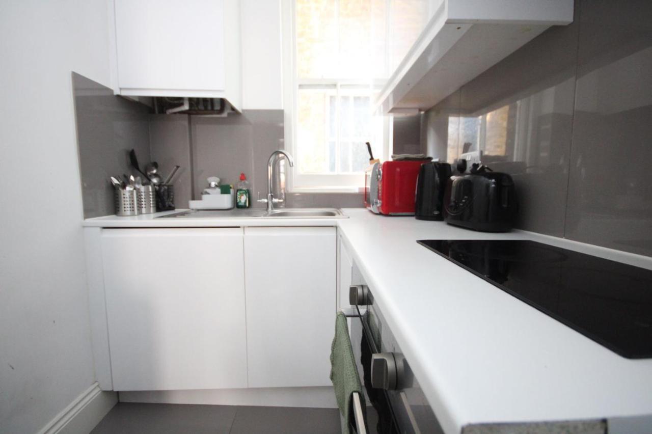 Marylebone Stays Steps From Baker Street Londra Esterno foto